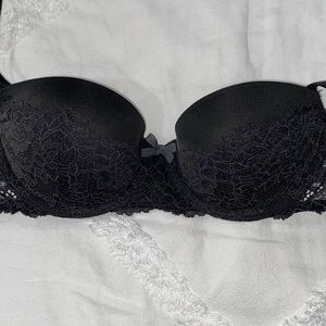 Black lace bra